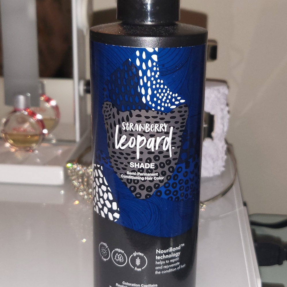 Vibrant Blue and Black Hair Color Kit